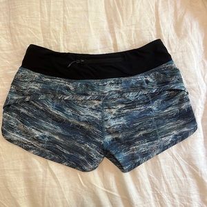 Lululemon Speed Up Low-Rise Lined Short 2.5”